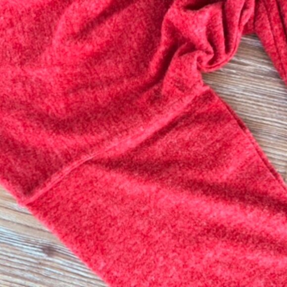 Zenana Red Sweater (S) - Picture 4 of 5
